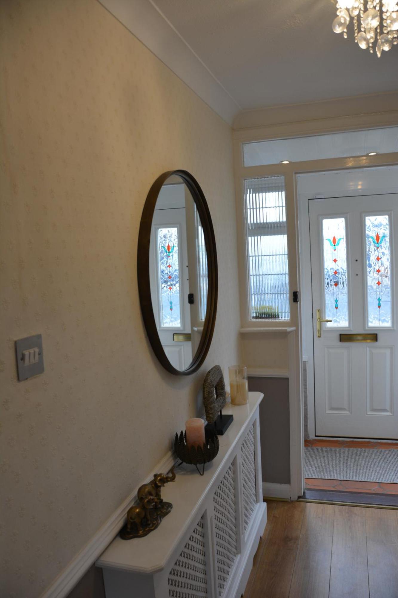 Cozy, Modern, Spacious 4 Bedroom House In London Romford Esterno foto